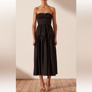 Shona Joy
Morgan Strapless Ruched Midi Dress